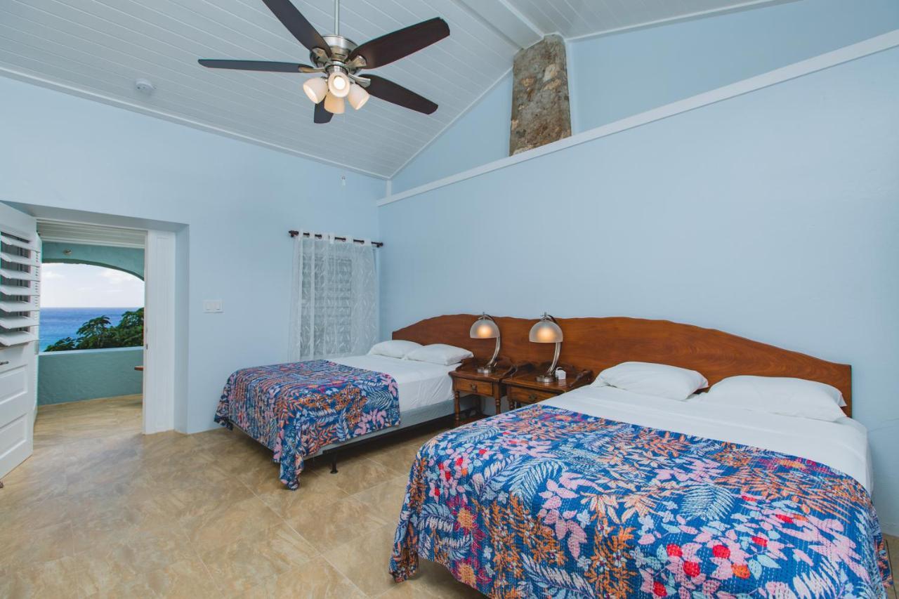 Feather Leaf Inn Frederiksted ภายนอก รูปภาพ